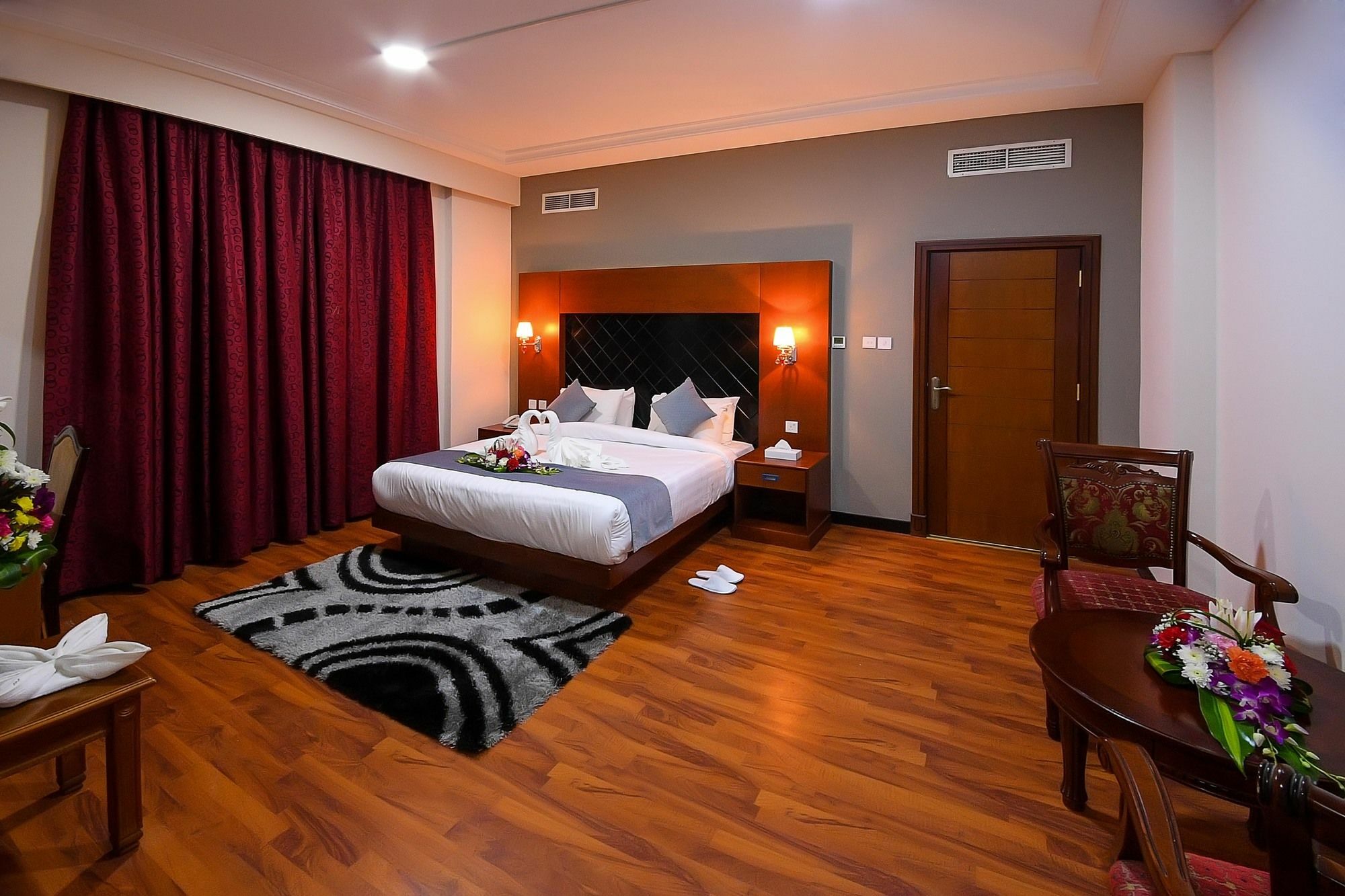Sea Diamond Plaza Apartments Manama Eksteriør billede